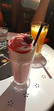 Caci's Bar